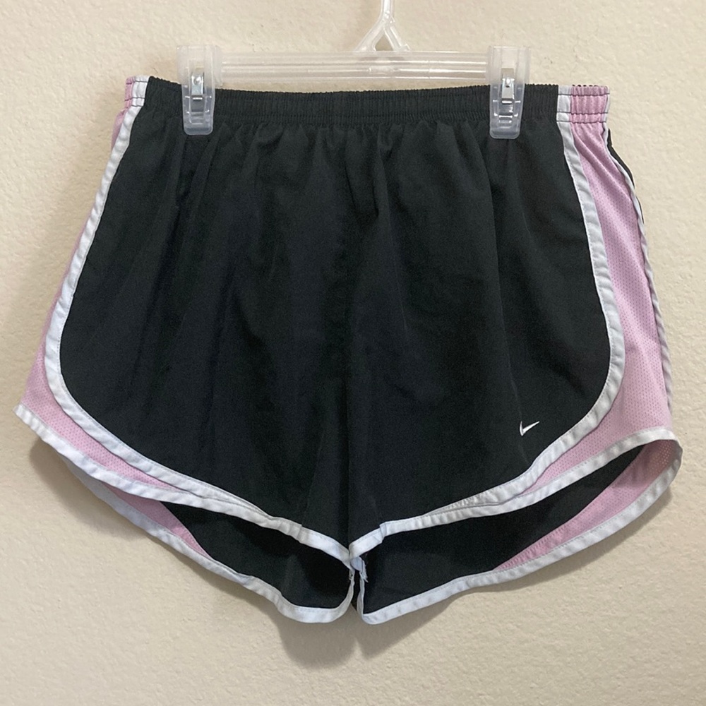 Nike dri-fit athletic black workout shorts size L